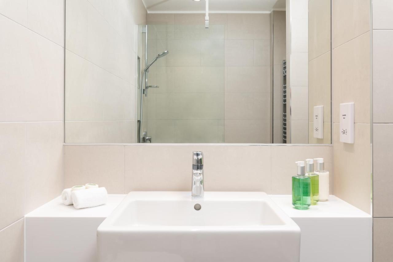 The Lincoln Suites Лондон Екстериор снимка